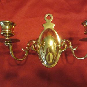 VTG 80'S BRASS DBLE CANDLE WALL SCONCE, WONDERFUL SCROLL DESIGN, HOLLYWOOD REGEN